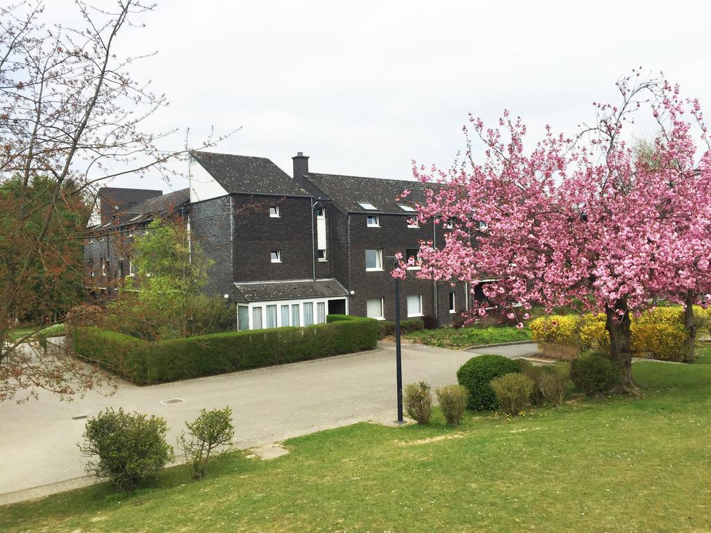 Auberge Des 3 Fontaines Auderghem Exterior photo